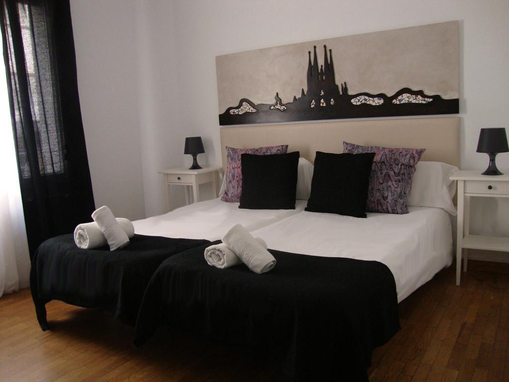 Petit Hotel Barcelona Exteriör bild