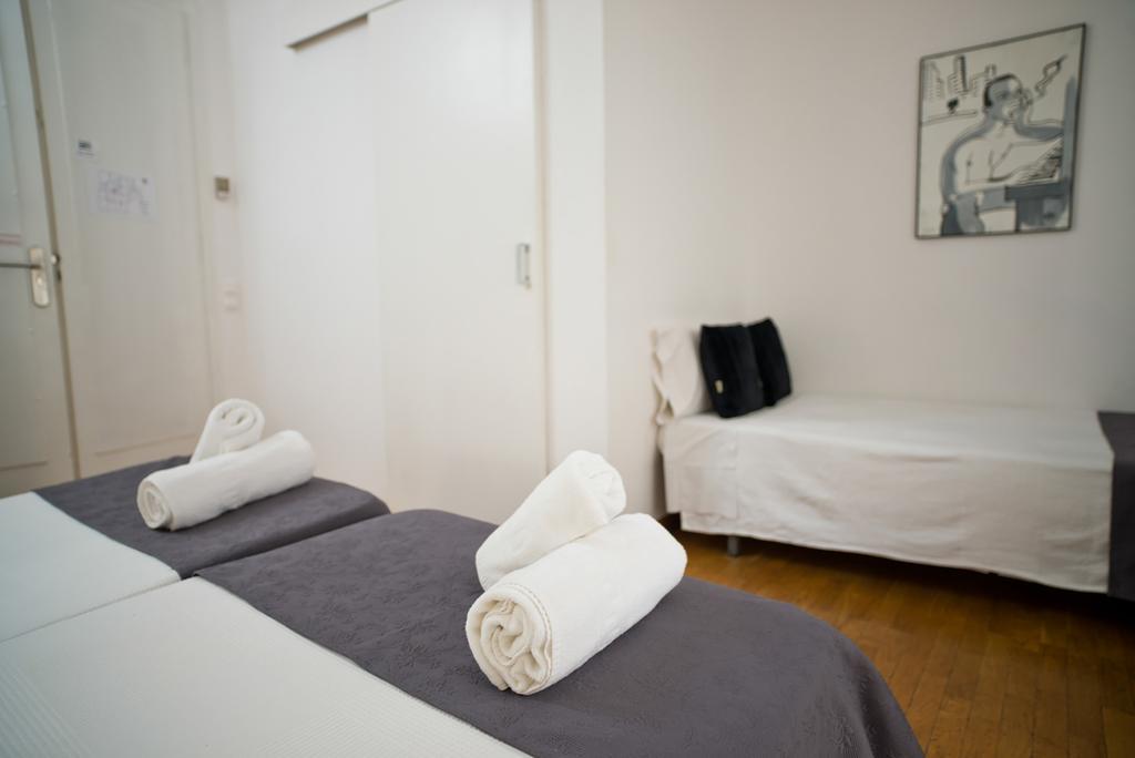 Petit Hotel Barcelona Exteriör bild