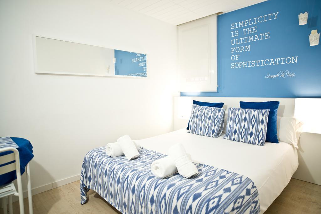 Petit Hotel Barcelona Exteriör bild