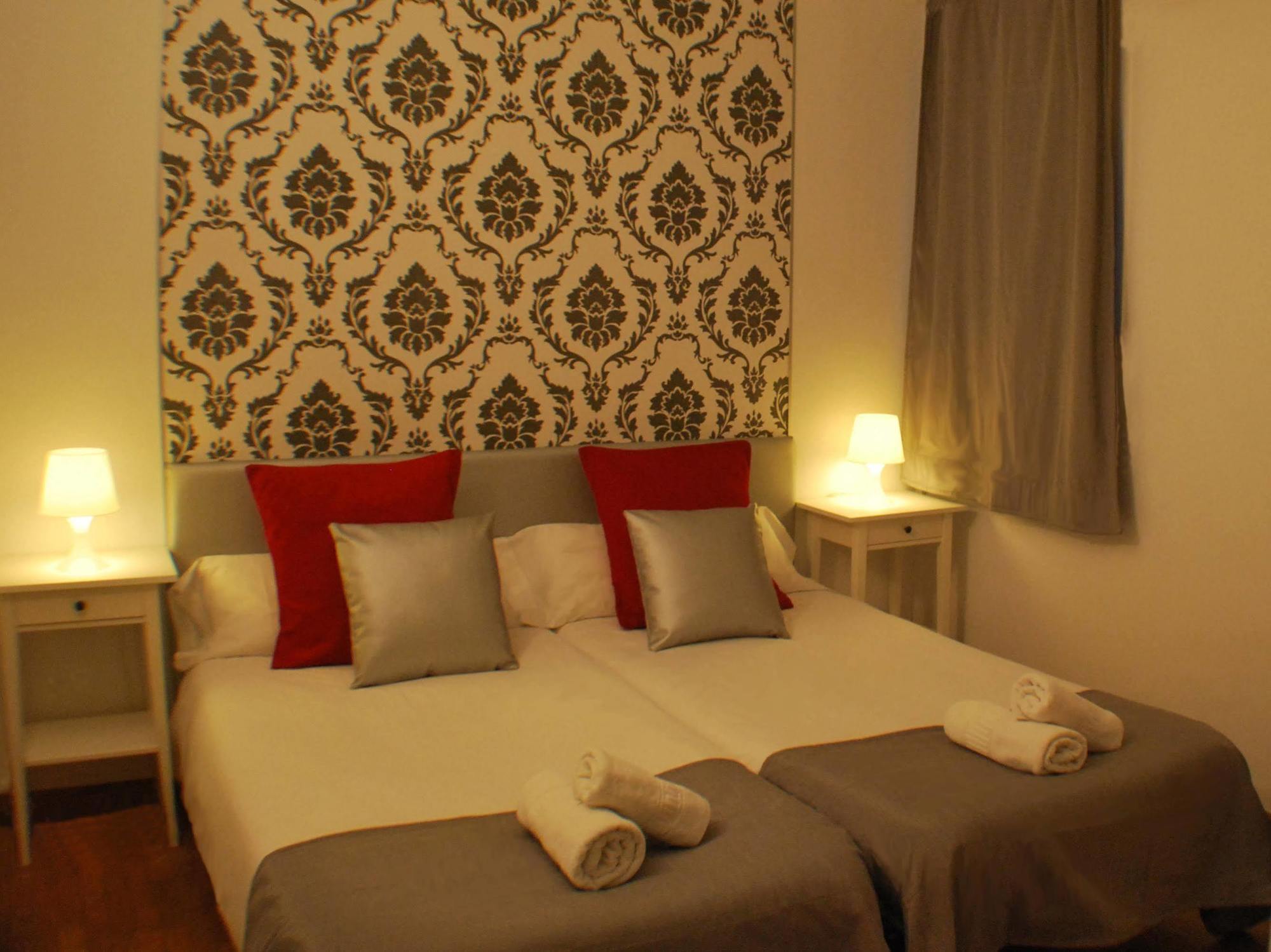 Petit Hotel Barcelona Exteriör bild