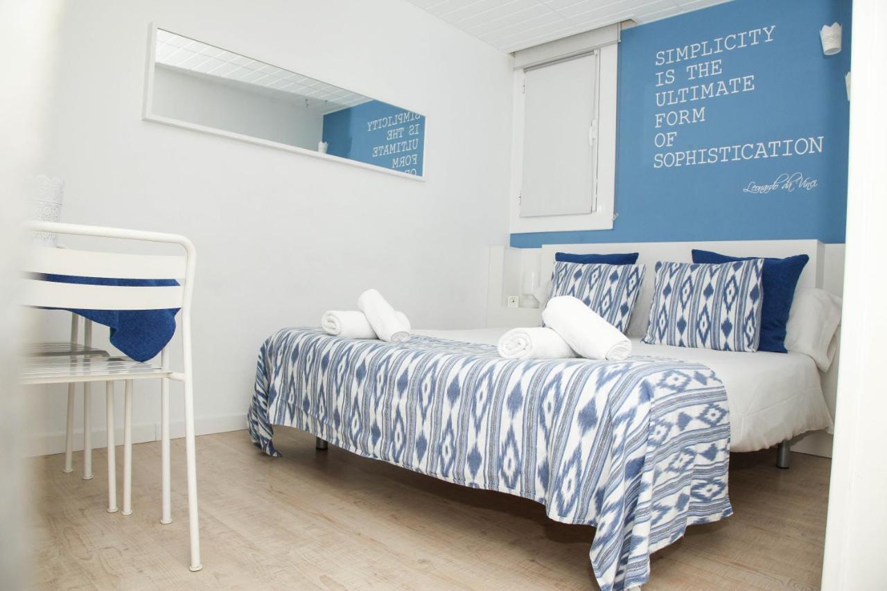 Petit Hotel Barcelona Exteriör bild