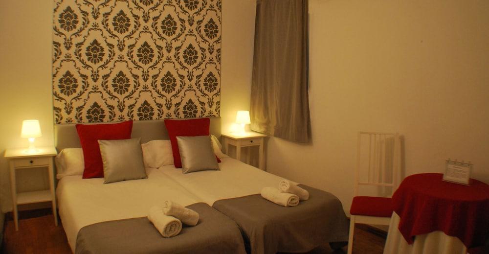 Petit Hotel Barcelona Exteriör bild